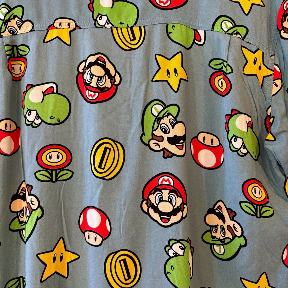 Super Mario Men L Blue Graphic Button-Front Collar Short Sleeve Shirt 100% Rayon